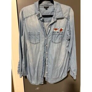 Torrid size 1 button up jean shirt with fox in pocket